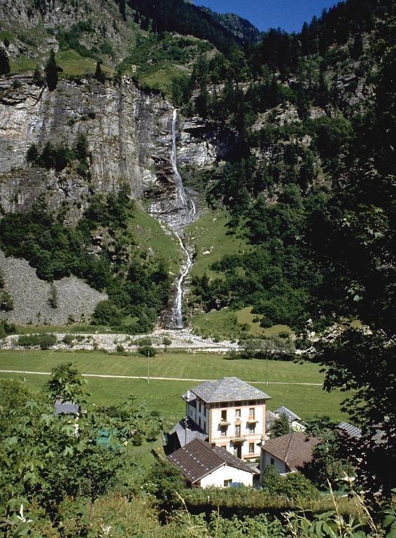 Hotel La Cascata Augio Exterior foto